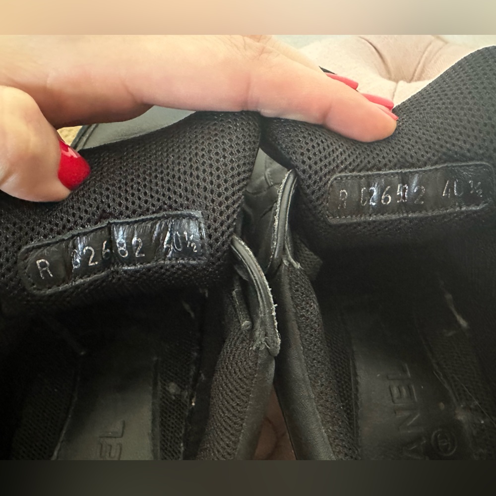 CHANEL black leather sneakers - Picture 9 of 9